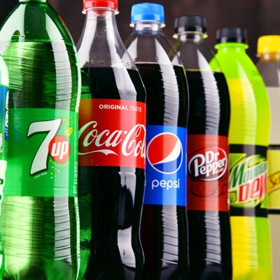 Refrigeración de alta gama para el impulso comercial de marcas de bebidas, cervezas, lácteos, alimentos y retail